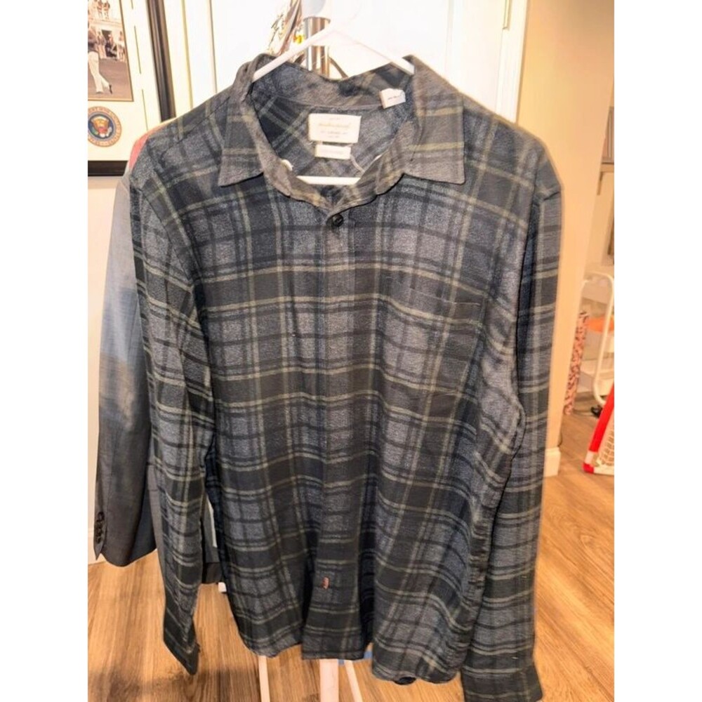 Men’s button down